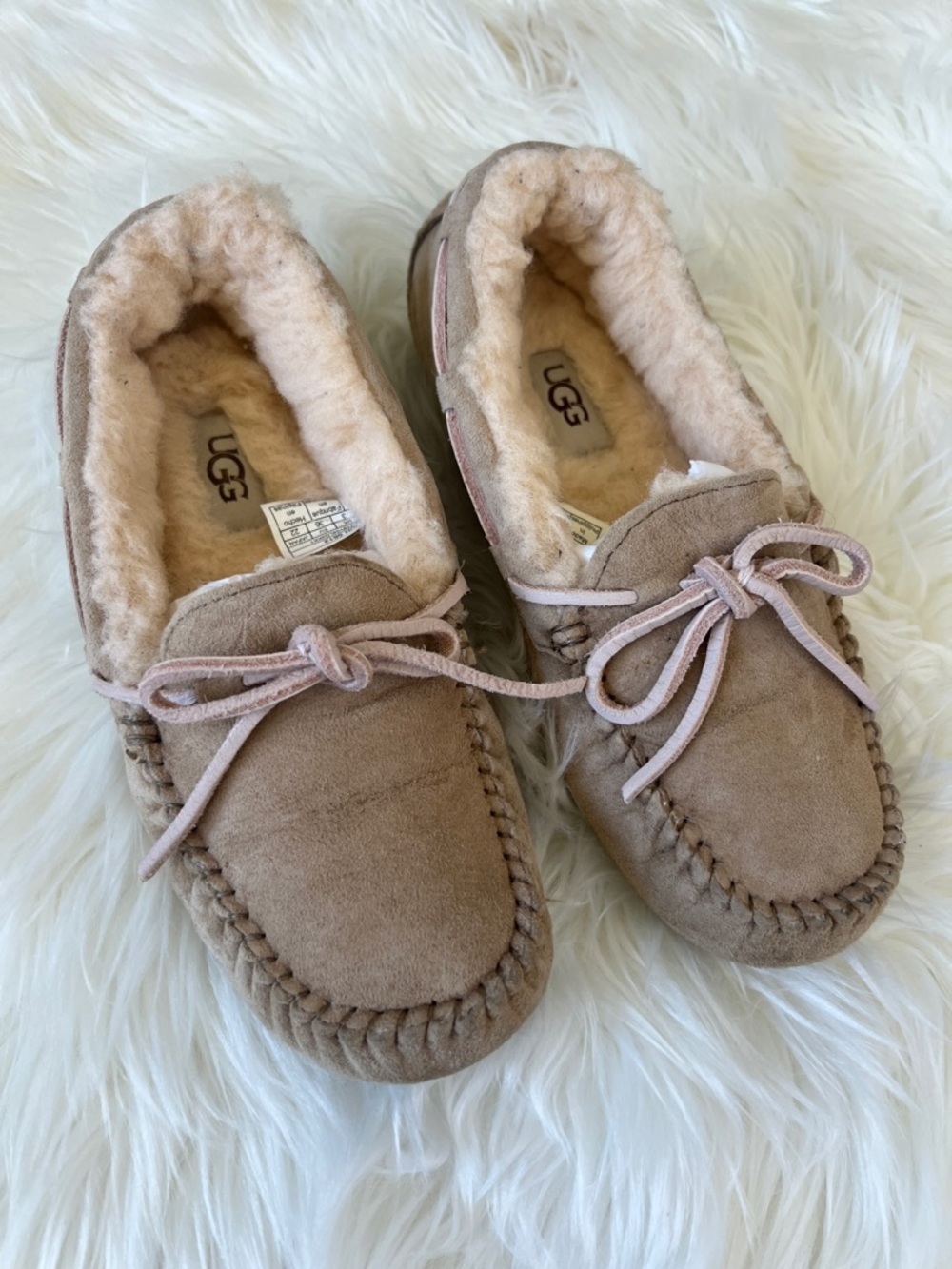UGG Dakota Moccasins Suede Sheepskin Slippers
